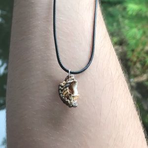 unique hawaiian shell necklace